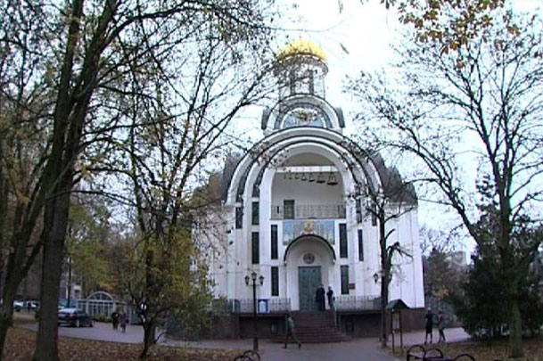 В Ростове пройдет панихида по погибшим в пожаре в Кемерово В Ростове пройдет панихида по погибшим в пожаре в Кемерово