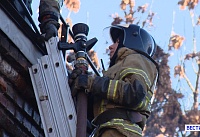 Во время пожара в ростовской квартире погиб один человек